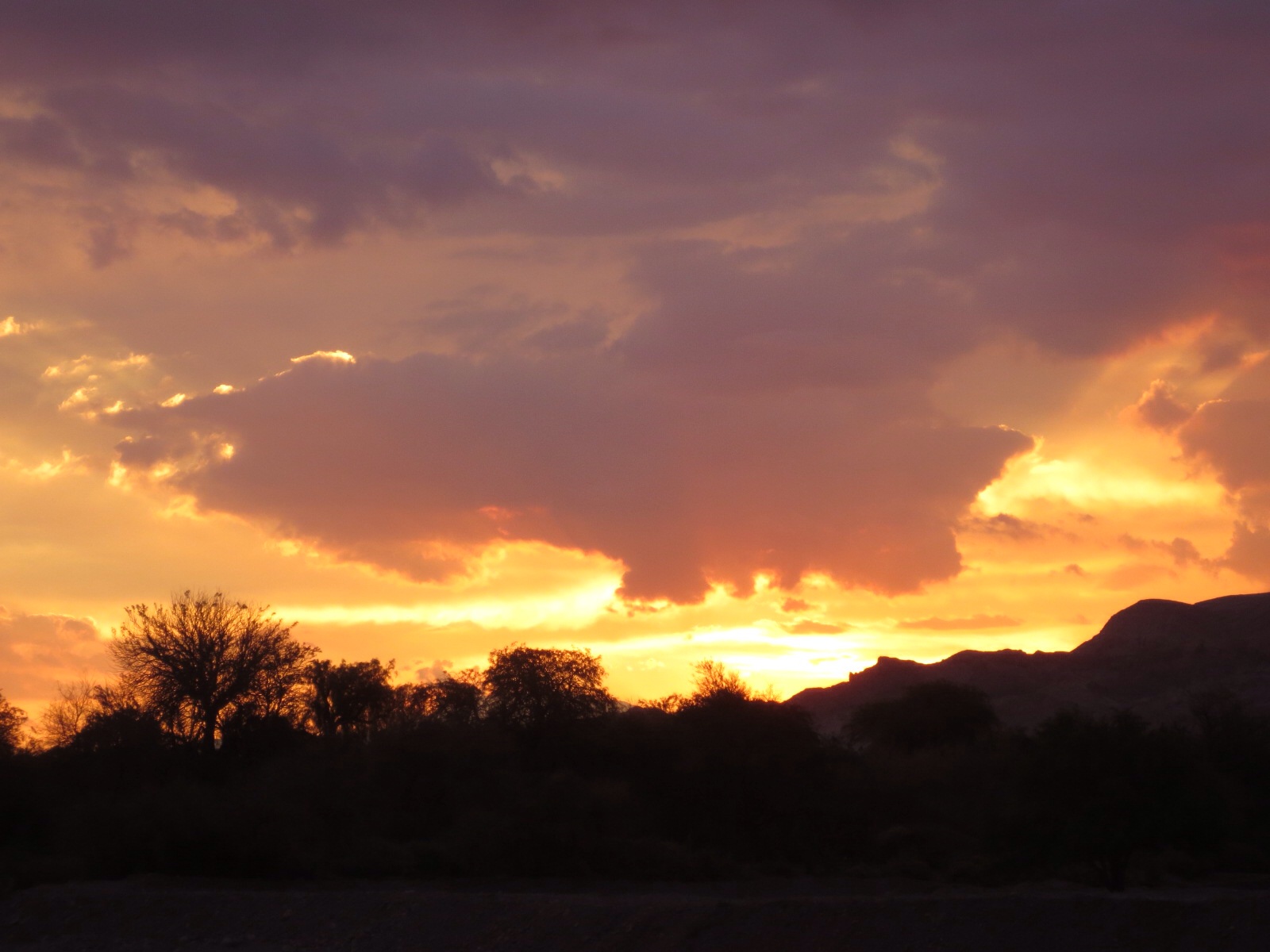 Por do sol no deserto do Atacama, Chile
