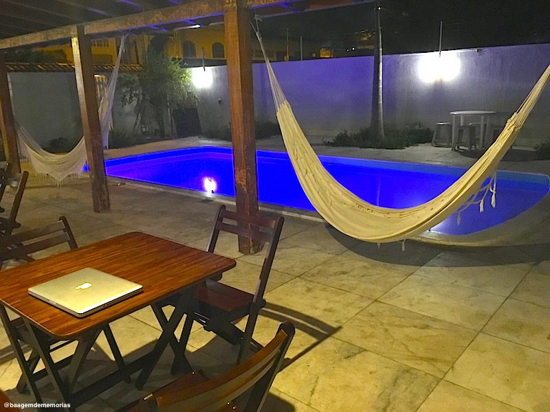 Sono Hostel Vitória: Piscina e redes, by night sono hostel_redes